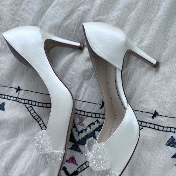 Bella belle Dorothy wedding bow pump shoes - Picture 3 of 9